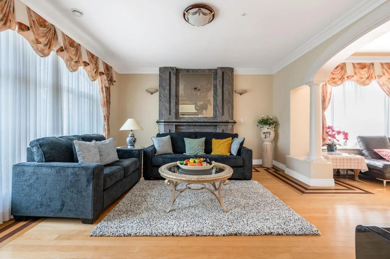 Luxurious Vancouver Retreat - Private Bedroom In Shared House 0*,